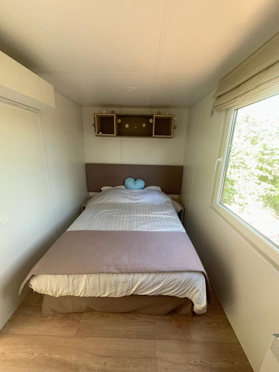 Property building, Living room, Bedroom