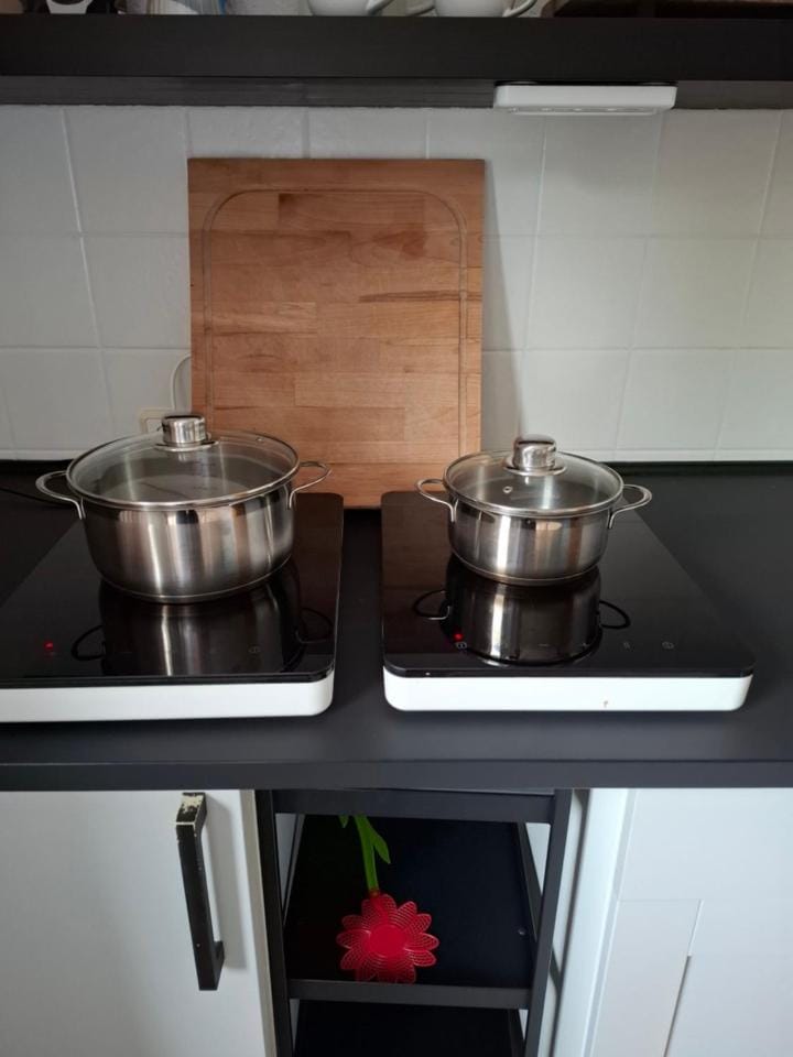 Kitchen or kitchenette, kitchen