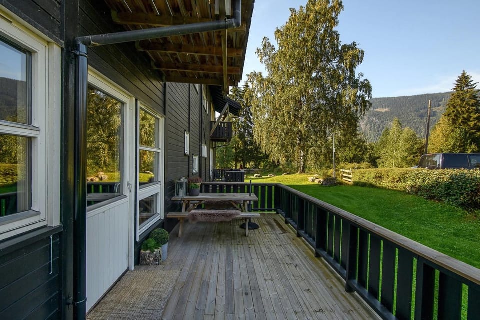 Natural landscape, Balcony/Terrace, Mountain view