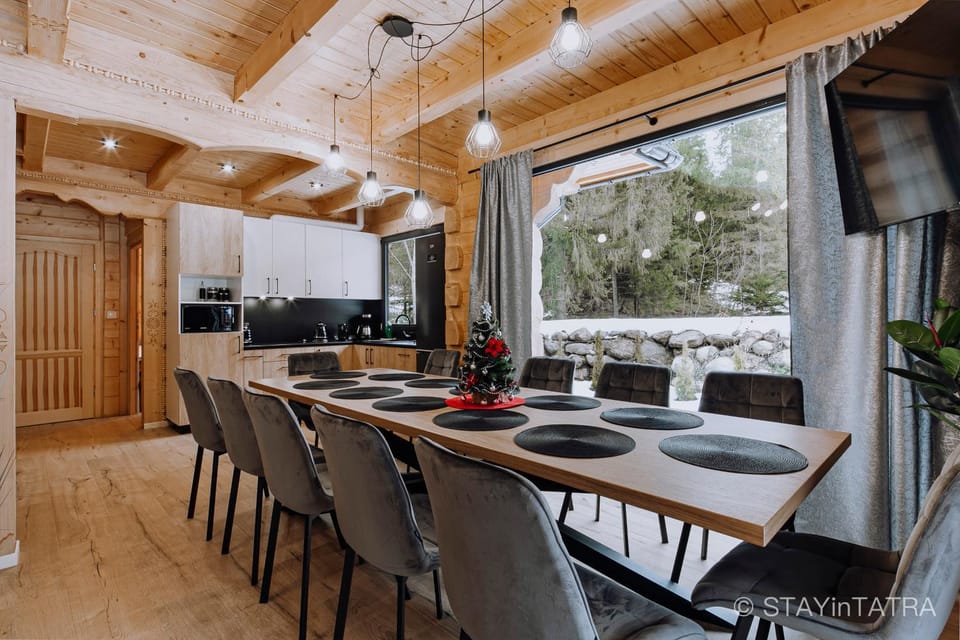 TV and multimedia, Kitchen or kitchenette, Dining area