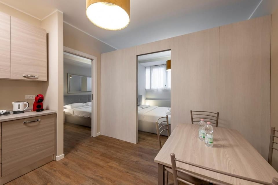 Dining area, Bedroom