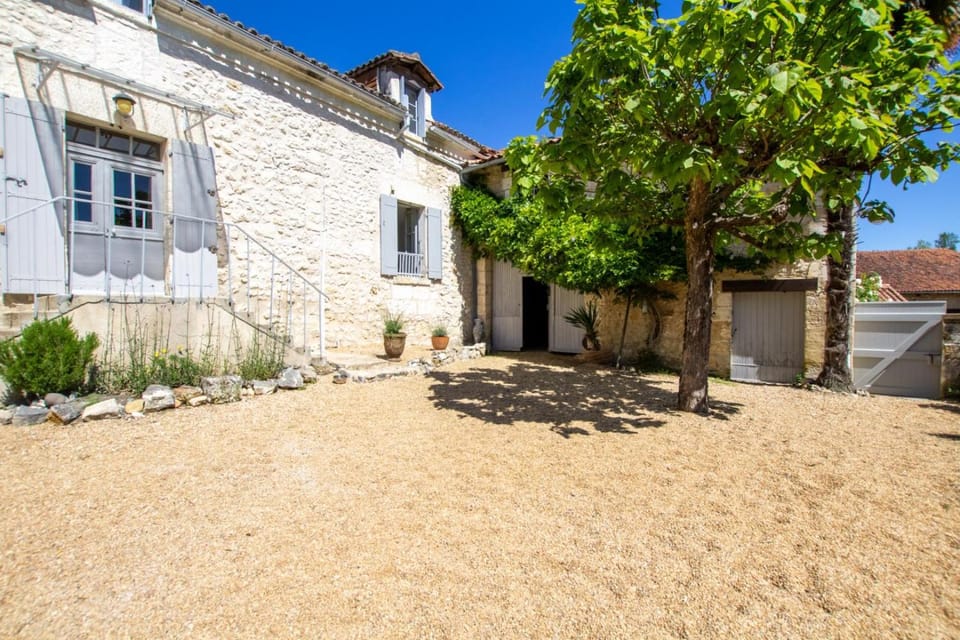 La maison de lolo et marco bis pour 6 House in Nouvelle-Aquitaine