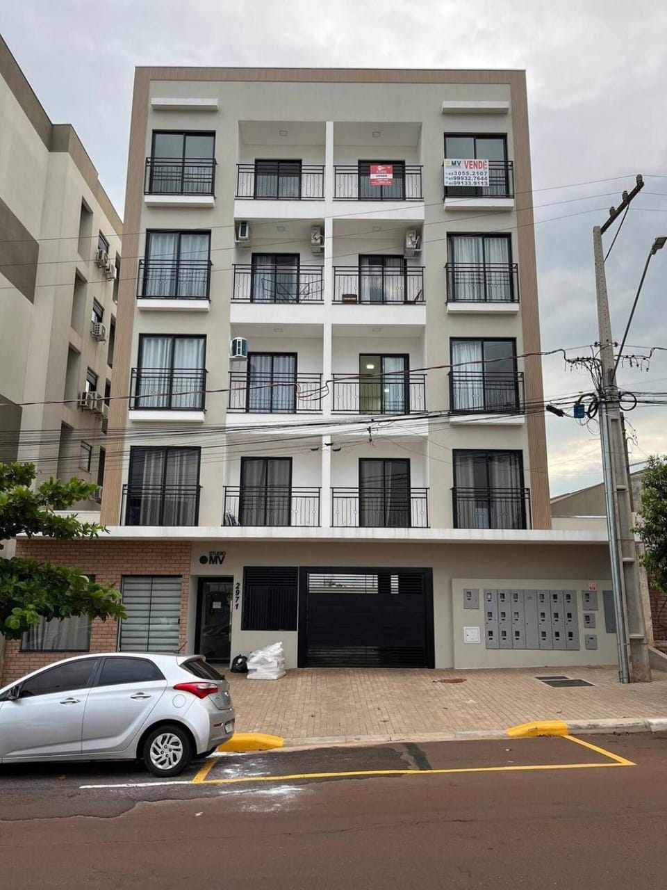 Imóvel climatizado, localizado em um prédio novo e equipado com tudo o que você precisa para uma experiência de hospedagem incrível na cidade de Toledo. Apartment in State of Paraná