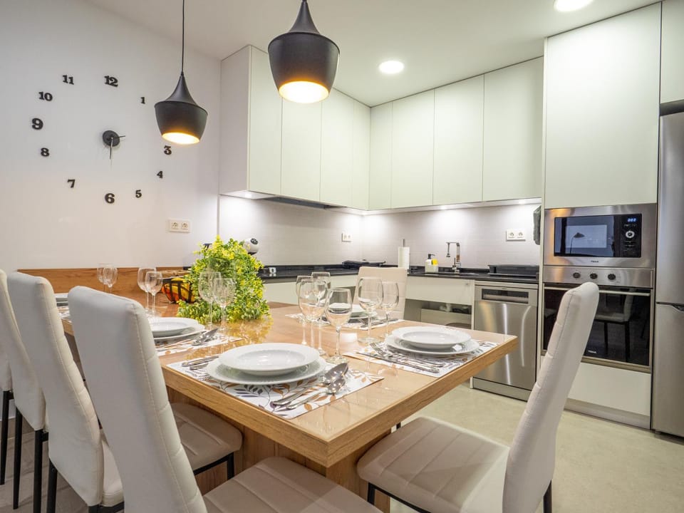 Property building, Kitchen or kitchenette, Living room