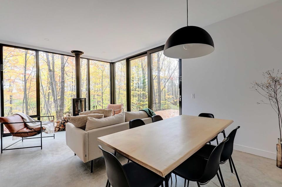 Chalet Black Box Chalet in Vermont
