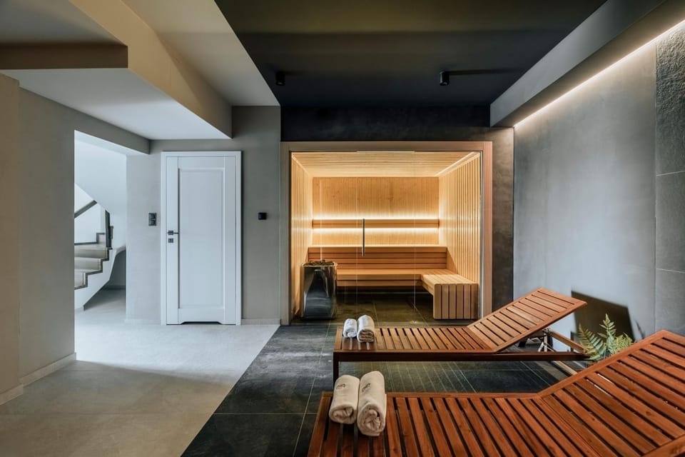 Sauna, Seating area