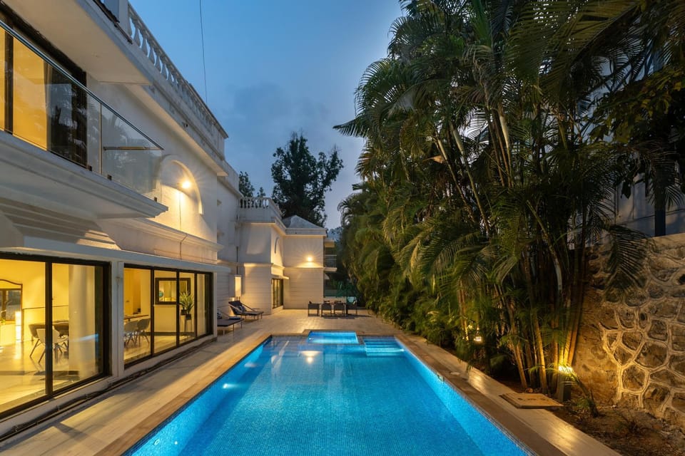 Property building, Pool view, Swimming pool