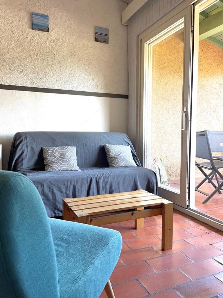 Appart clim wifi - 2 à 6 pers - piscines - parking Apartment in Leucate