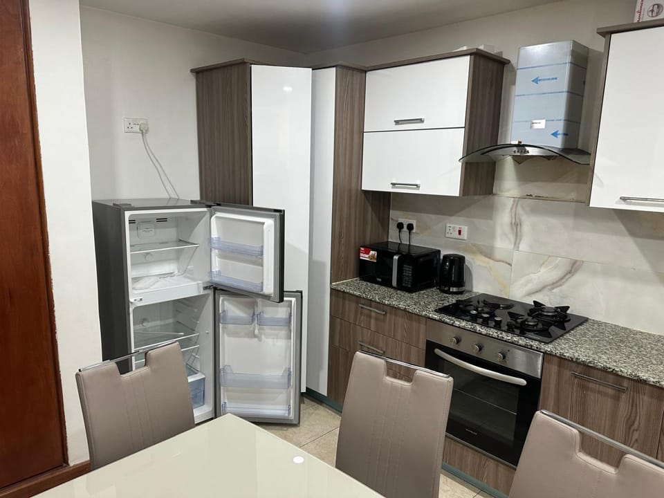 Nova Luxury Apartment -Kilimani near Yaya centre Apartment in Nairobi