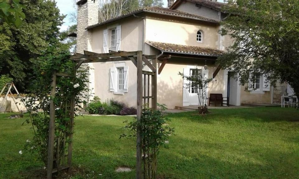L' ostal de maïté bis pour 4 House in Nouvelle-Aquitaine