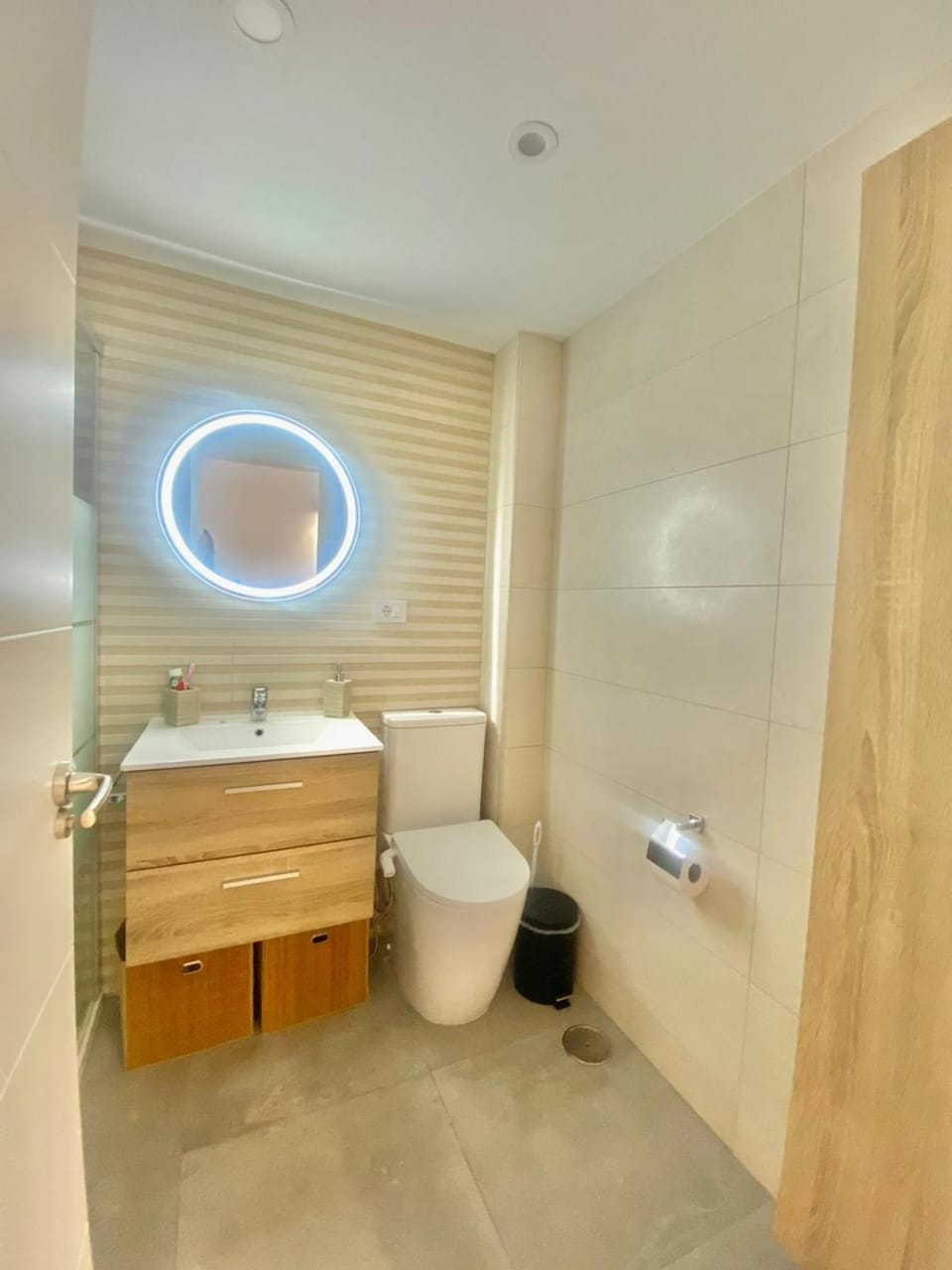 Toilet, Bathroom