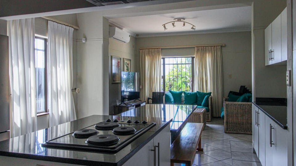 Villa Araya House in Margate