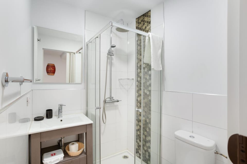 Bathroom, Living room
