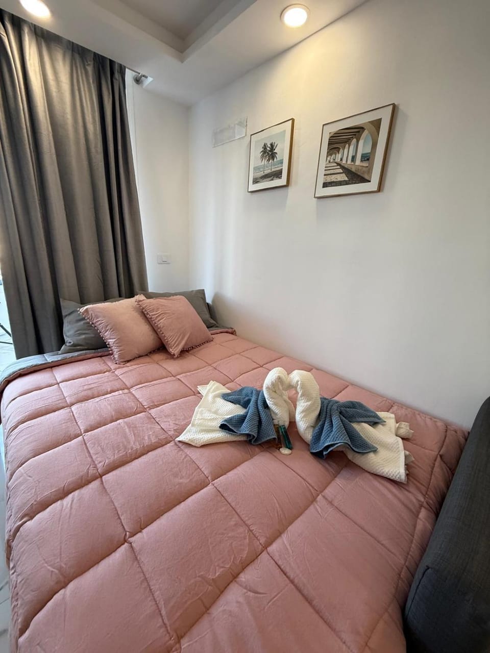 Bed, Photo of the whole room