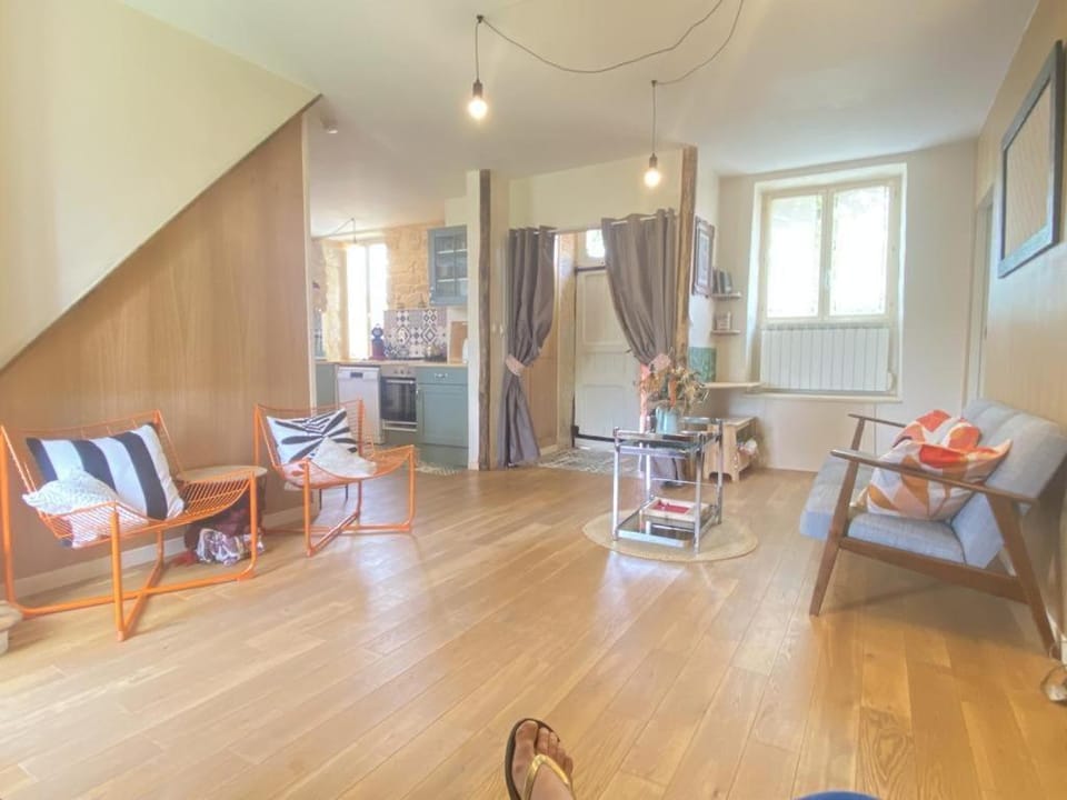Alessentiel - le grand gîte House in Nouvelle-Aquitaine