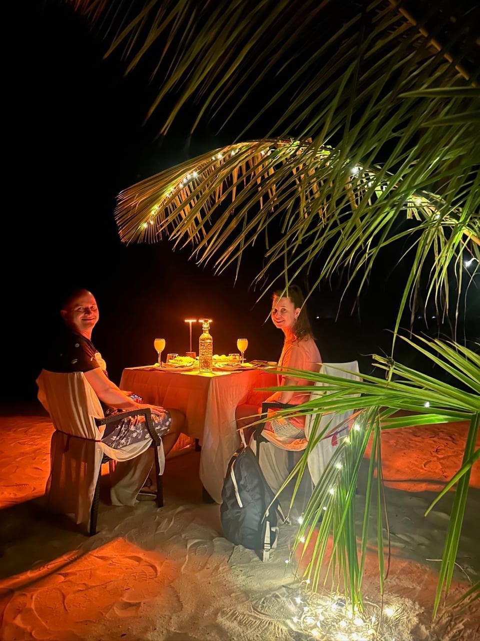 Night, People, Food and drinks, Beach, Beach, Dinner