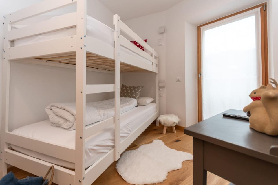 bunk bed