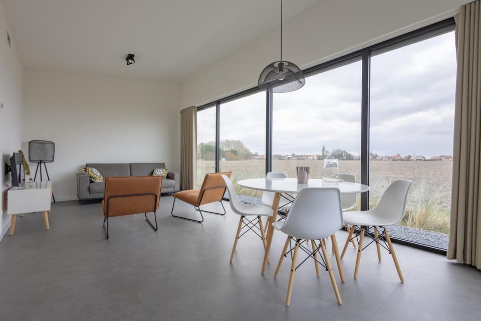 View (from property/room), Living room, Dining area