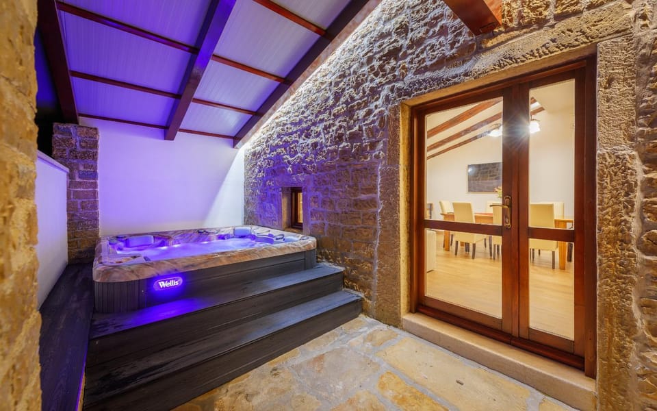 Villa Zamask for 7 people near Motovun with jacuzzi & sauna Villa in Istria County