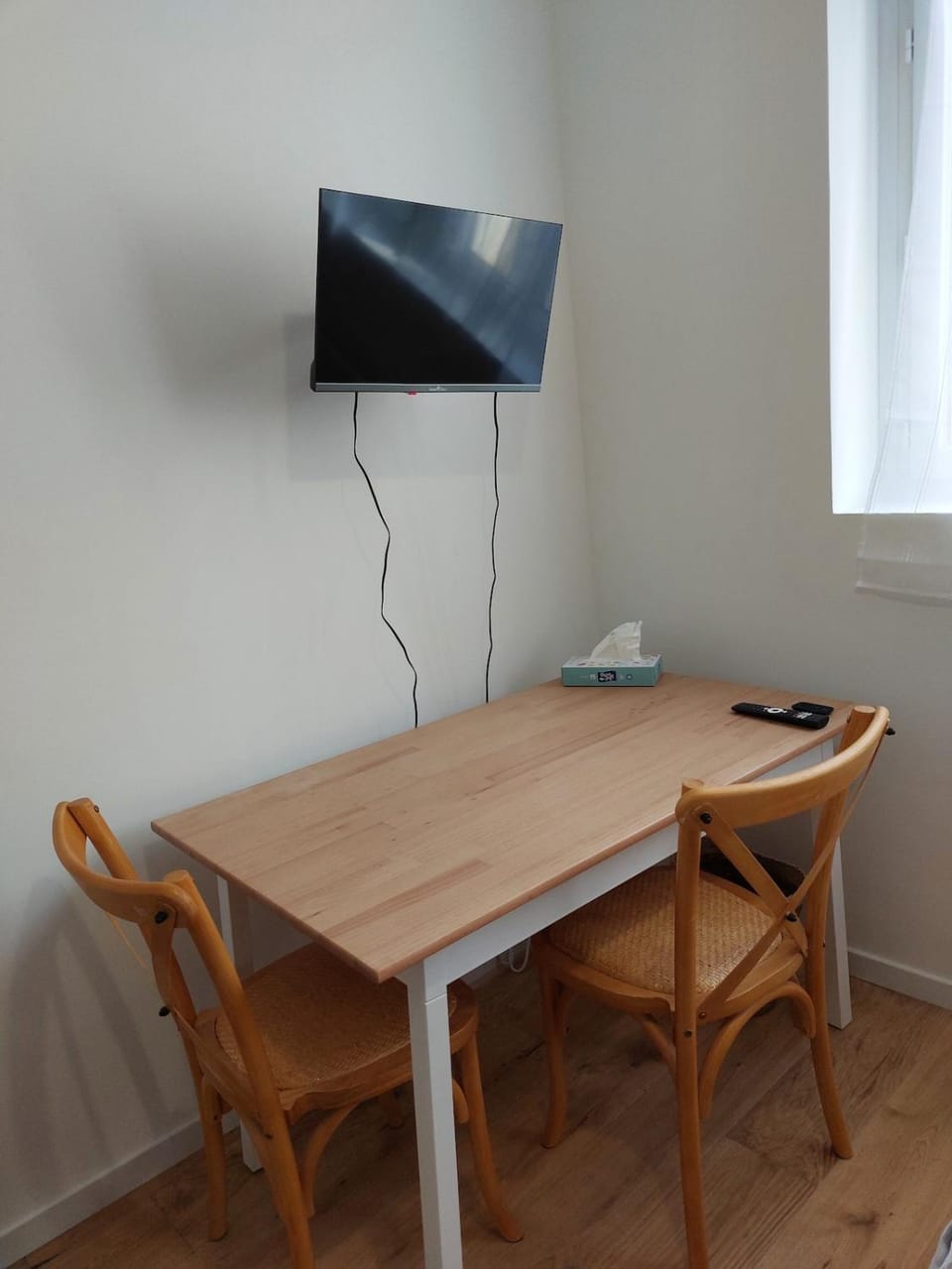 TV and multimedia, Dining area