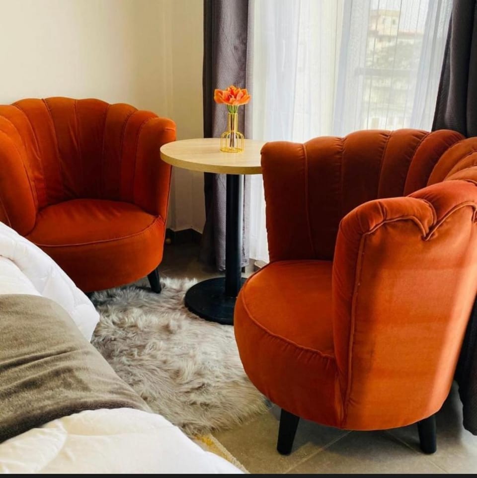 Suite 205 Oasis Park Residencies Apartment in Accra