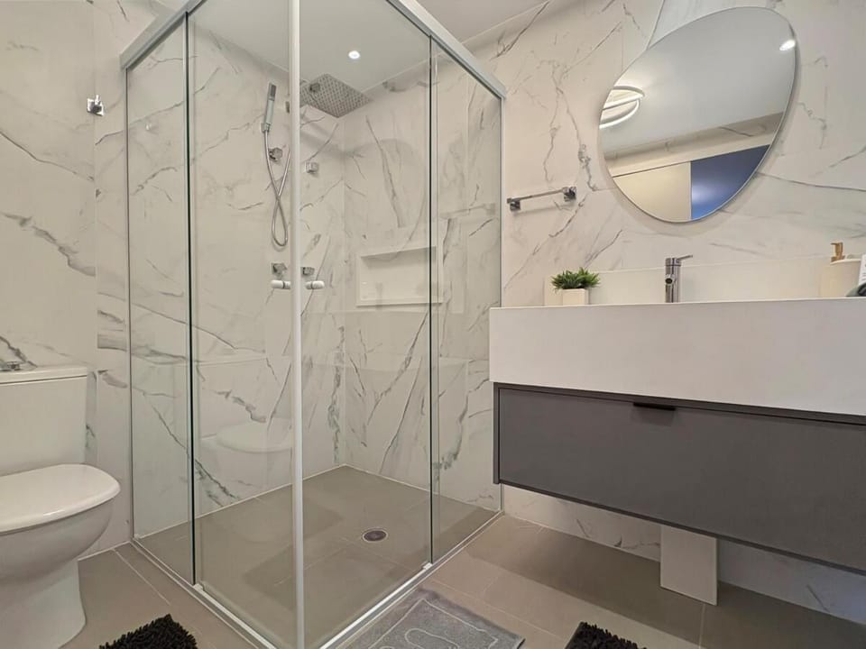 Shower, Bathroom