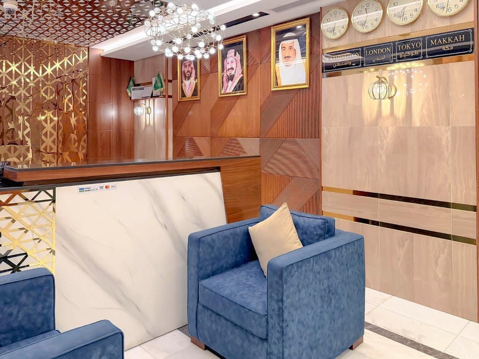 Lobby or reception, Seating area
