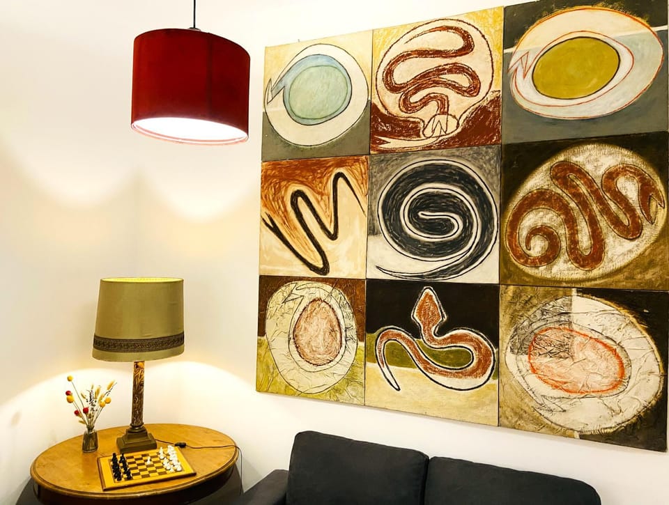 Living room, Decorative detail
