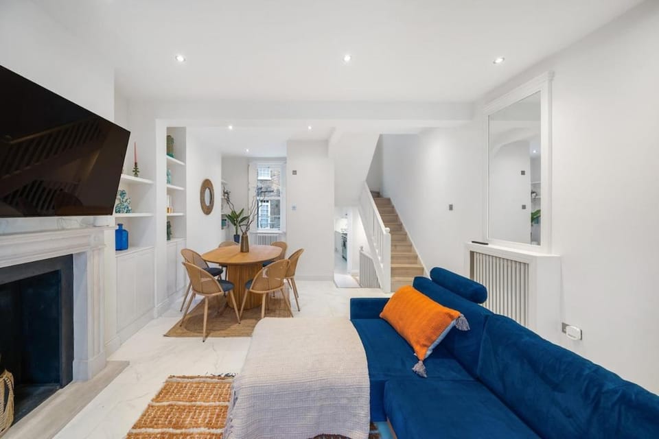 New stylish 3-Bed Pimlico House near Big Ben House in City of Westminster