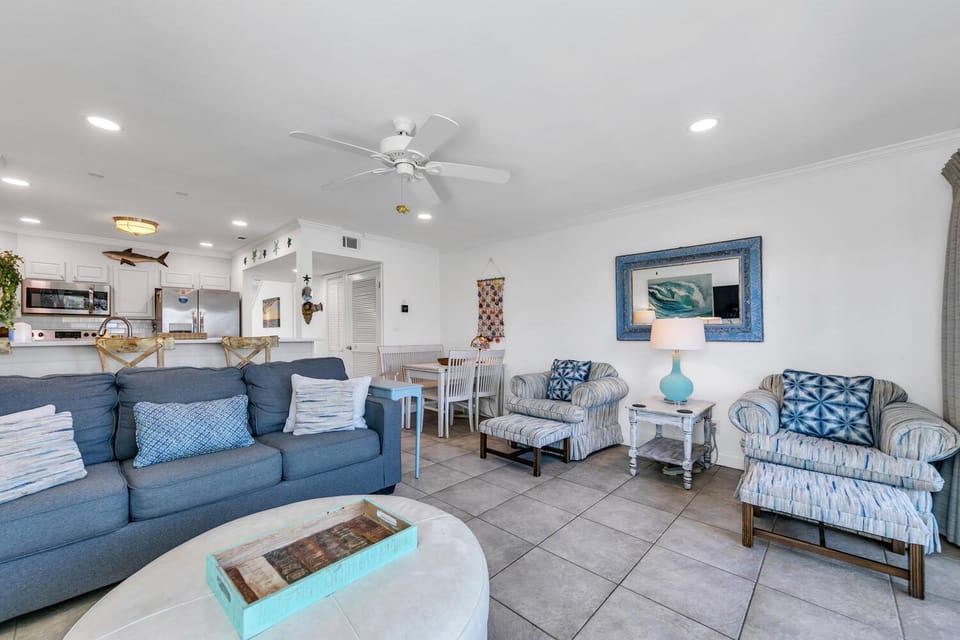 Lakefront 101 House in Miramar Beach