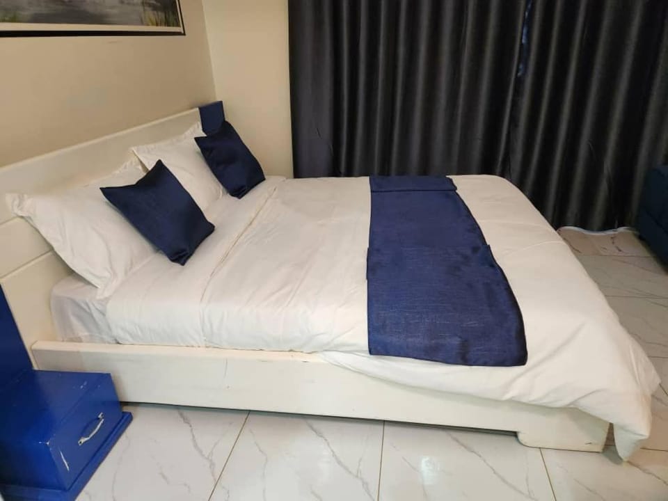 EQUATOR SUITES APARTMENT Kampala - IVORY MALL Bunga- Gaba Road Apartment in Kampala