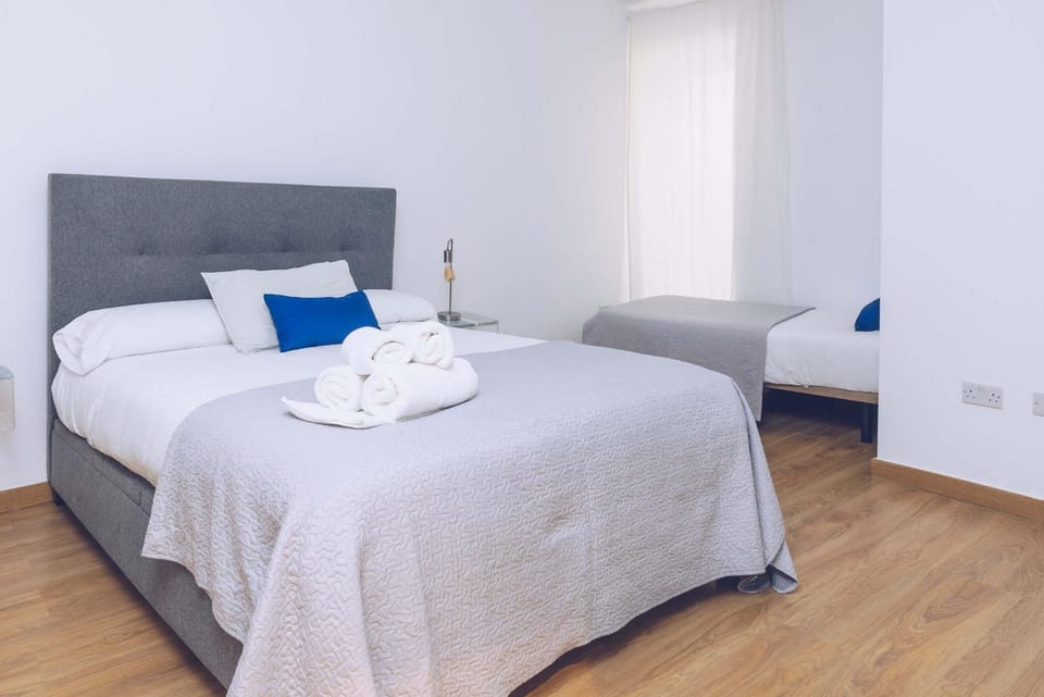Elegant 2-BR Apartment with Unmatched Central Location Apartment in Gibraltar