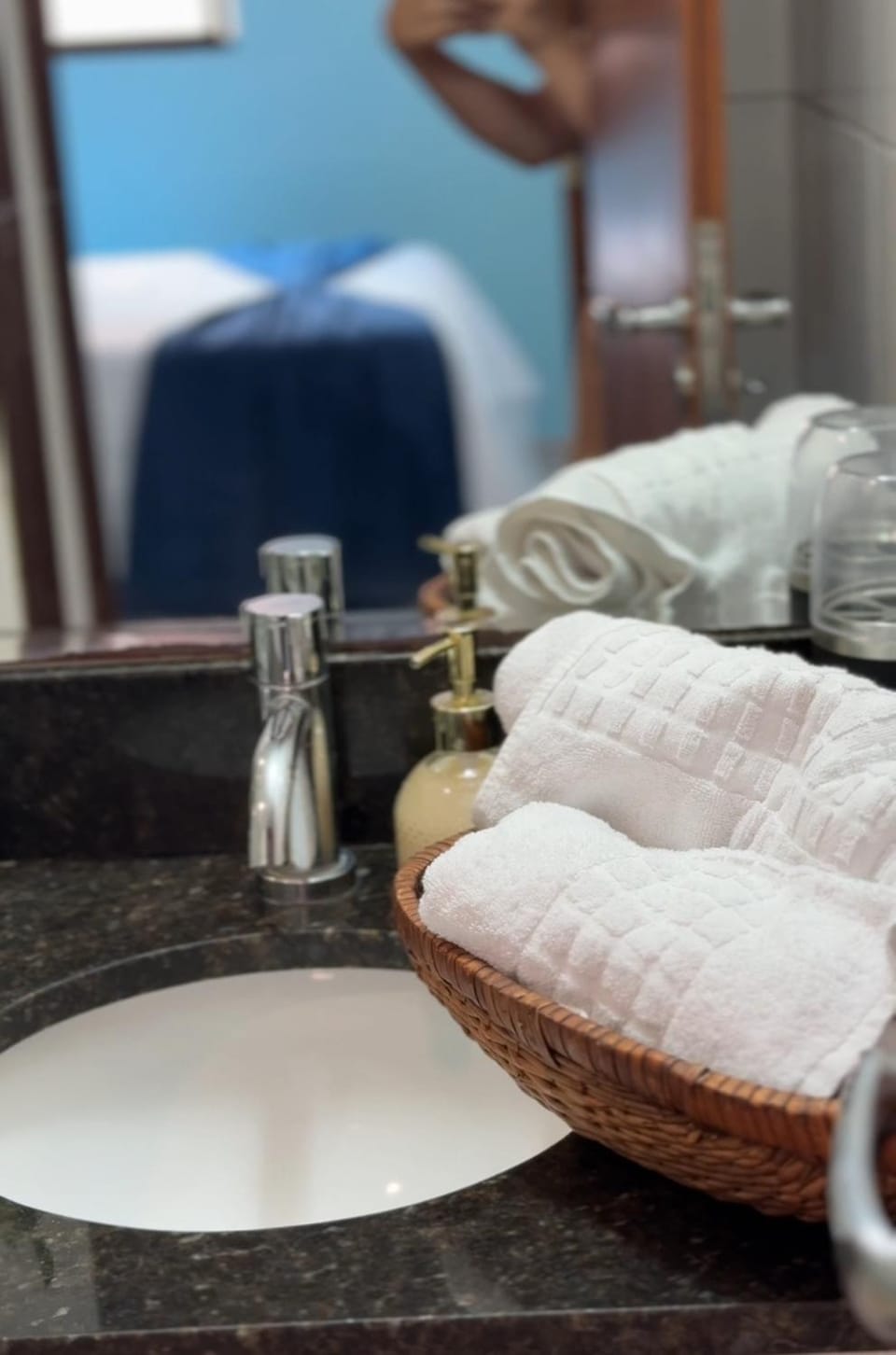 Bathroom, towels