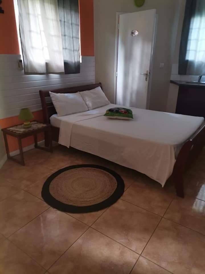 les gîtes de la belle fleur Bungalow hibiscus Apartment in Le Gosier