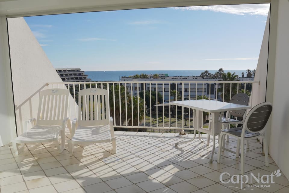 Day, View (from property/room), Balcony/Terrace, Sea view
