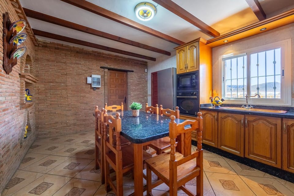 Property building, Kitchen or kitchenette, Living room
