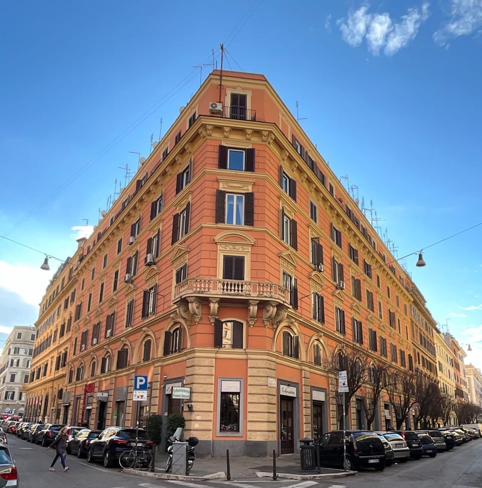 Property building, Street view