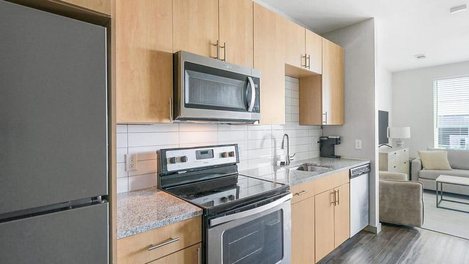 Landing at The Standard in the Heights - Studio in Northside Apartment in Harris County