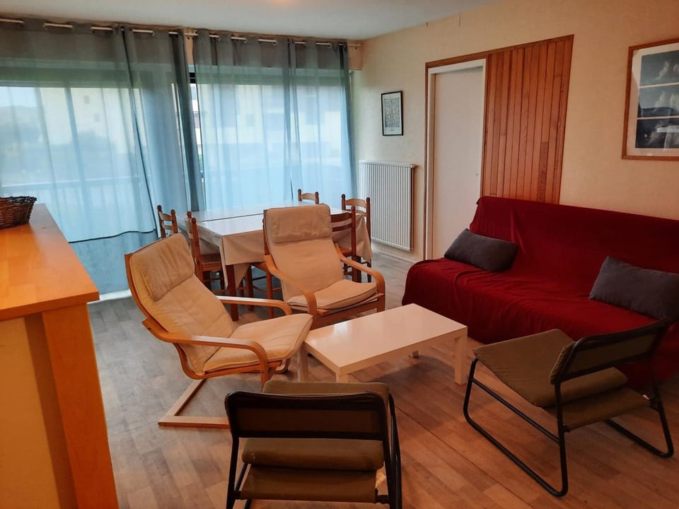 Appartement Spacieux à Seignosse, Terrasse et Parking, à Proximité de la Plage - FR-1-239-401 Apartment in Seignosse