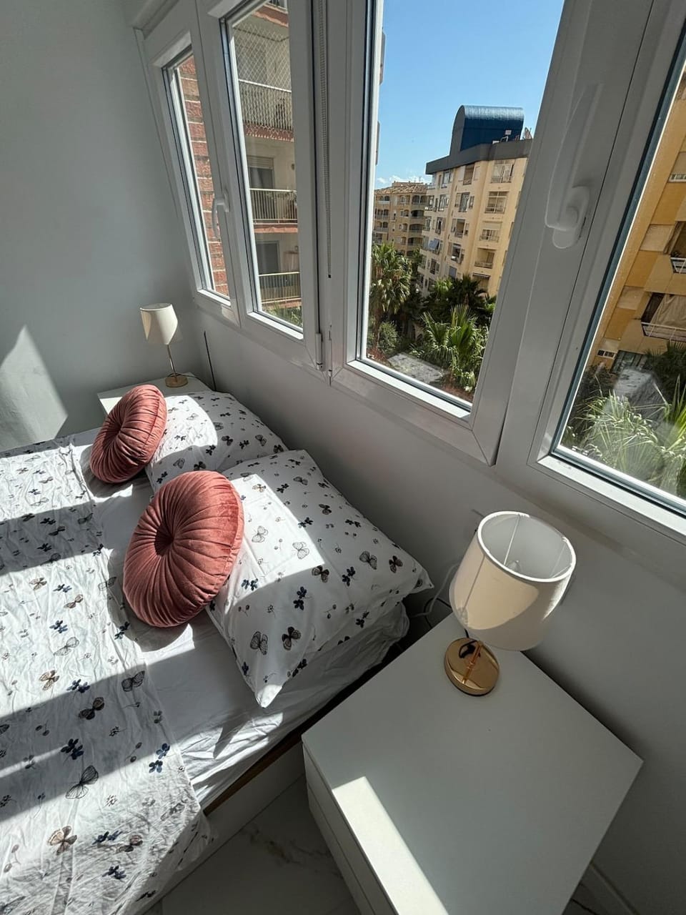Bed, View (from property/room), Photo of the whole room, Bedroom