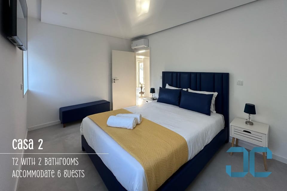 TV and multimedia, Photo of the whole room, Bedroom, towels