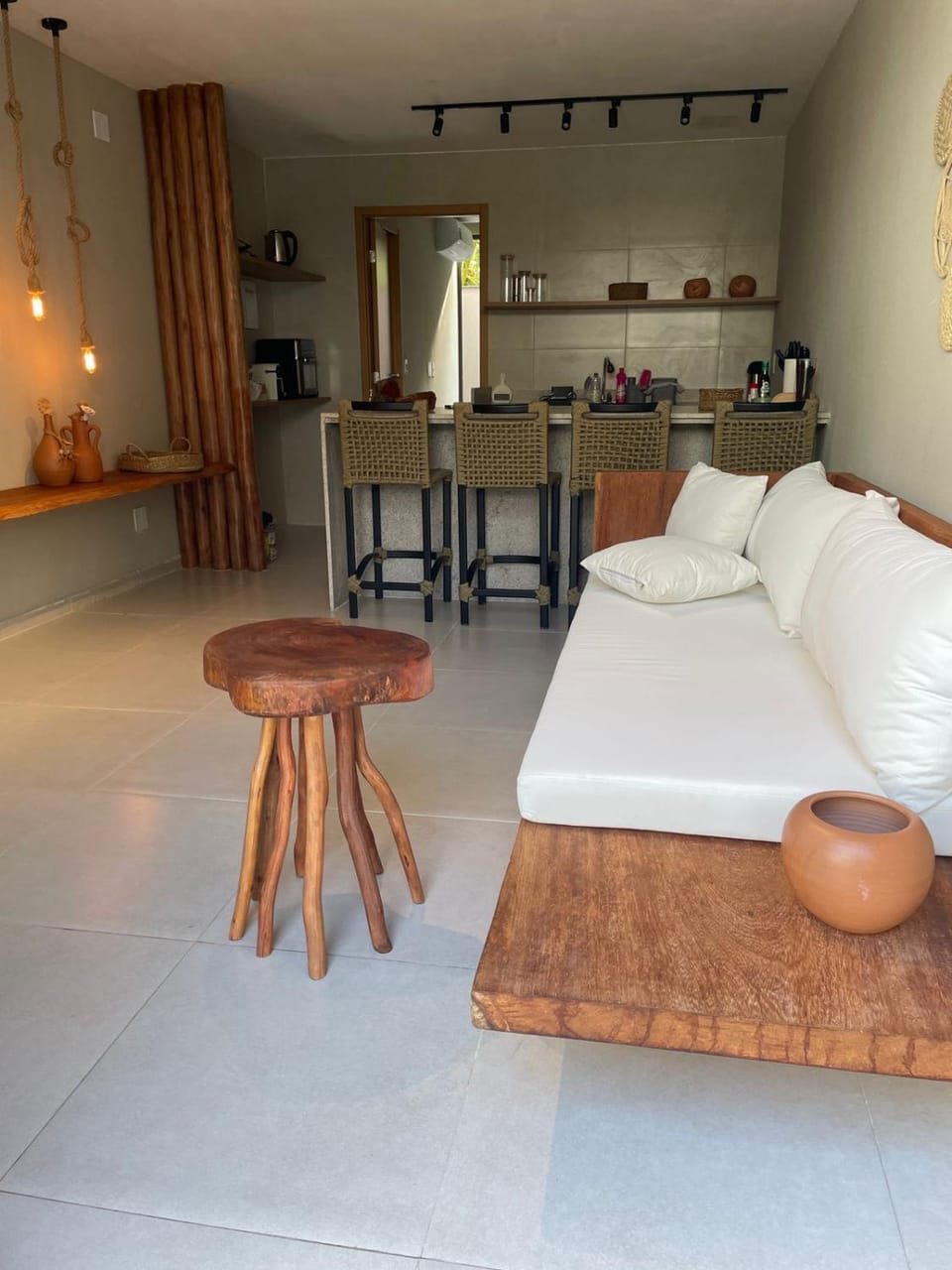 Bed, Living room, Seating area, Dining area