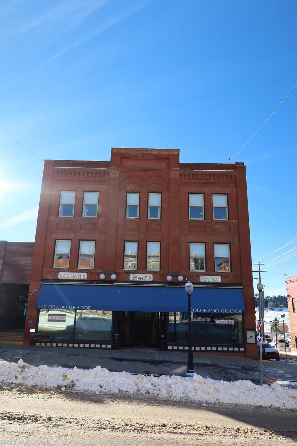 Property building, Day, Location