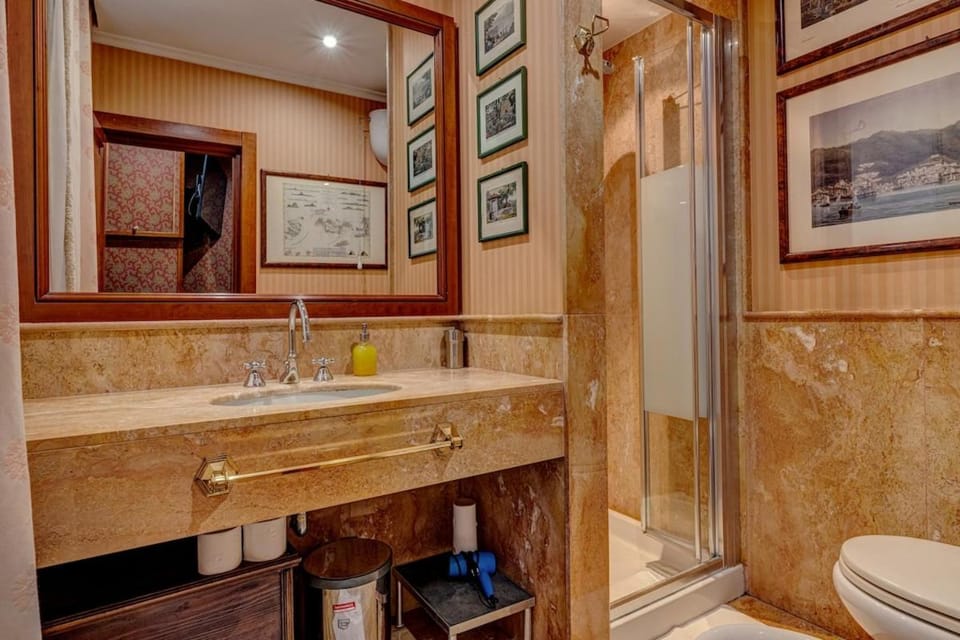 Vatican Luxury Suite Bragadin Apartment in Rome