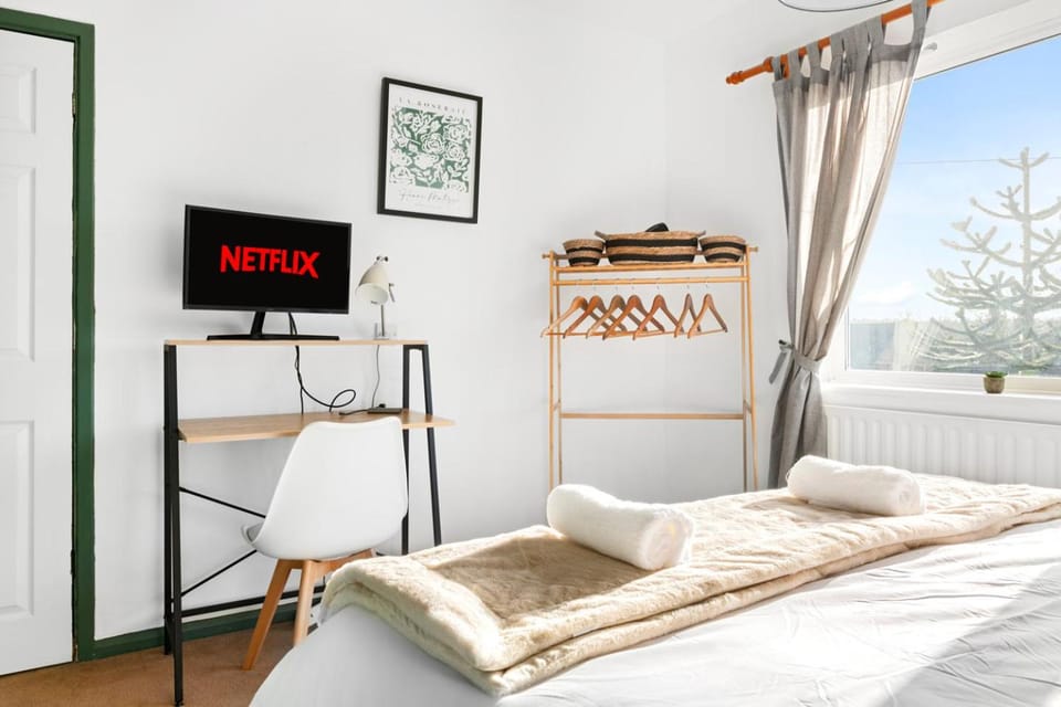 TV and multimedia, Bedroom