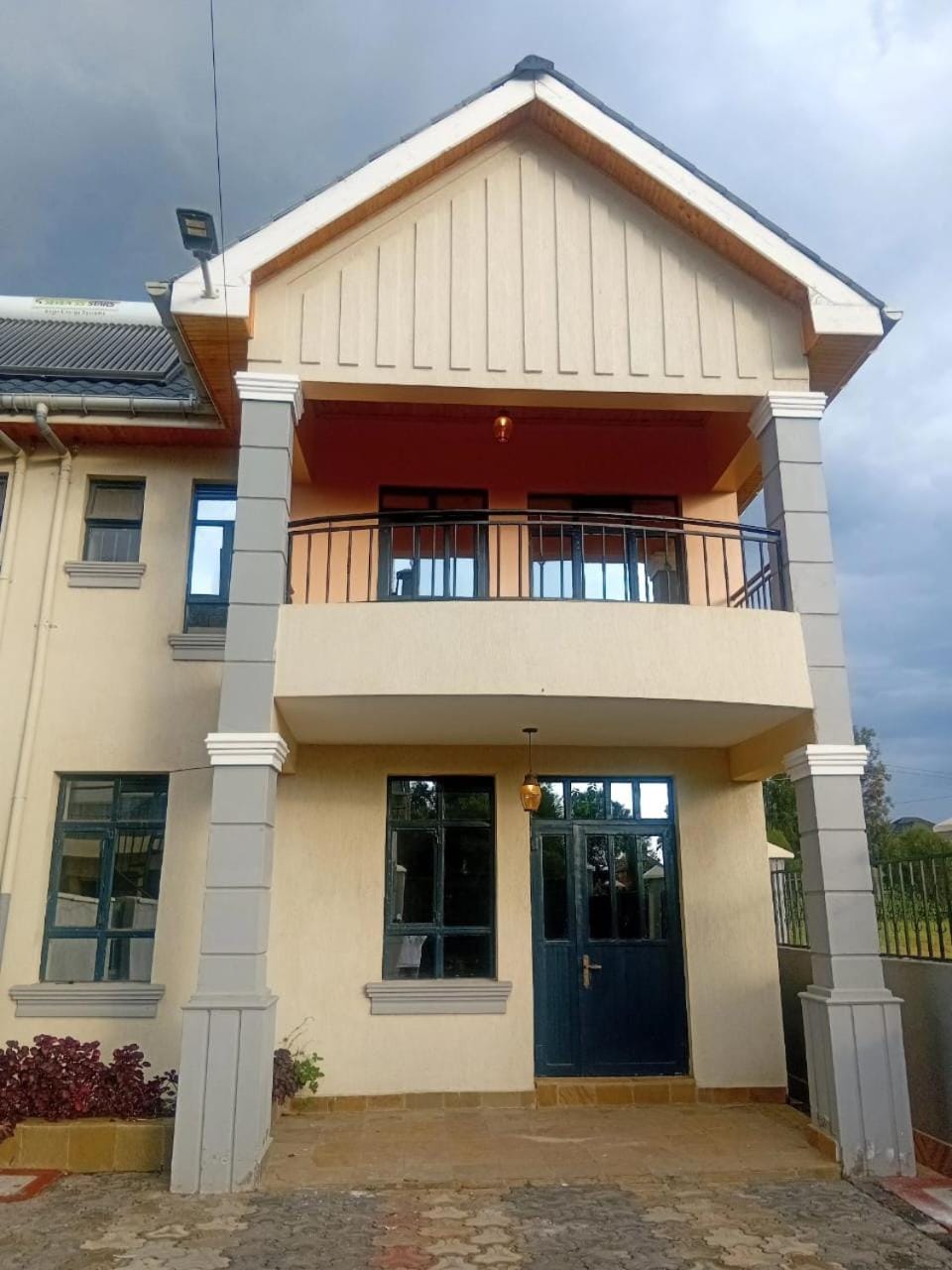 Luxury 3 Bedroom Rembeka villa with sq House in Kenya