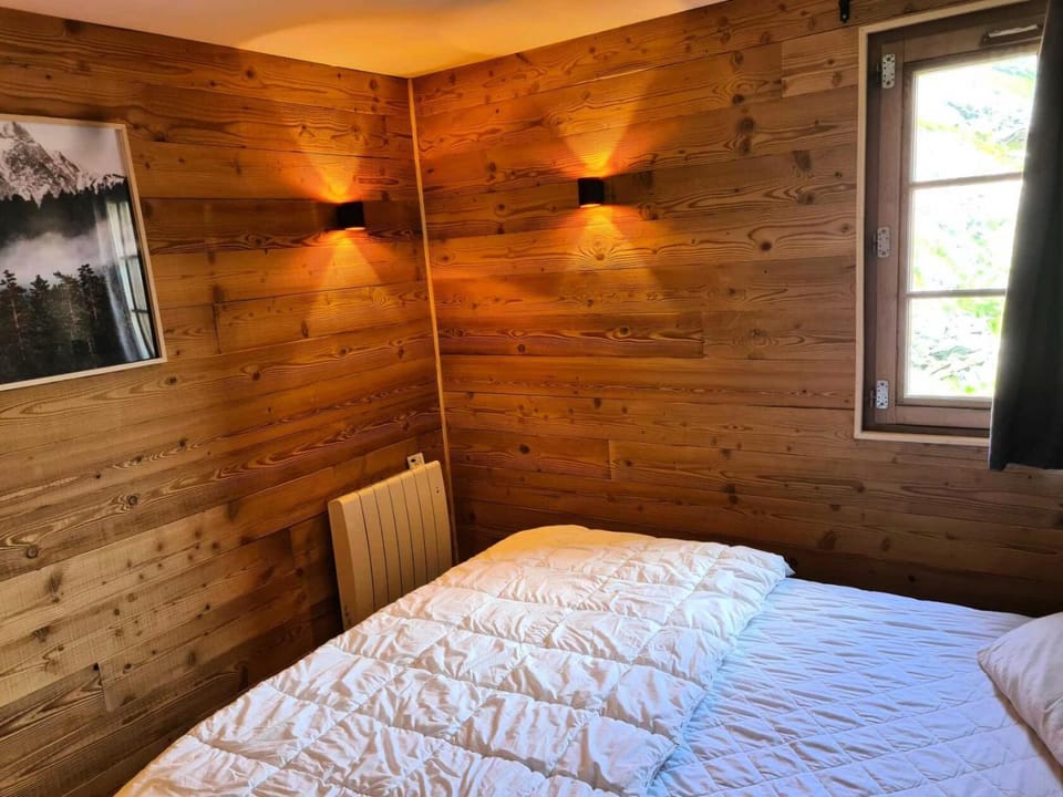 Chalet Alaska - grand appartement pour 8 dans résidence avec piscine sauna et hammam MAE-9191 Apartment in Les Allues