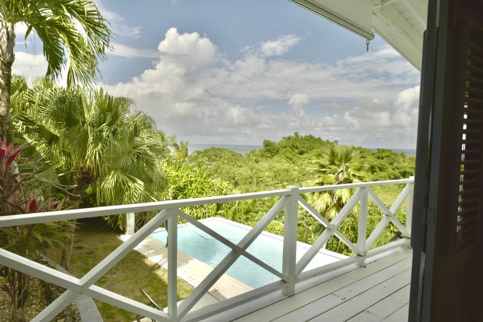 Day, Natural landscape, Garden, View (from property/room), Balcony/Terrace, Garden view, Mountain view, Pool view, Sea view, Swimming pool