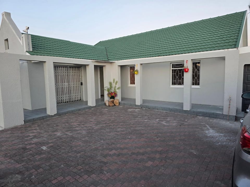 Property building, Day