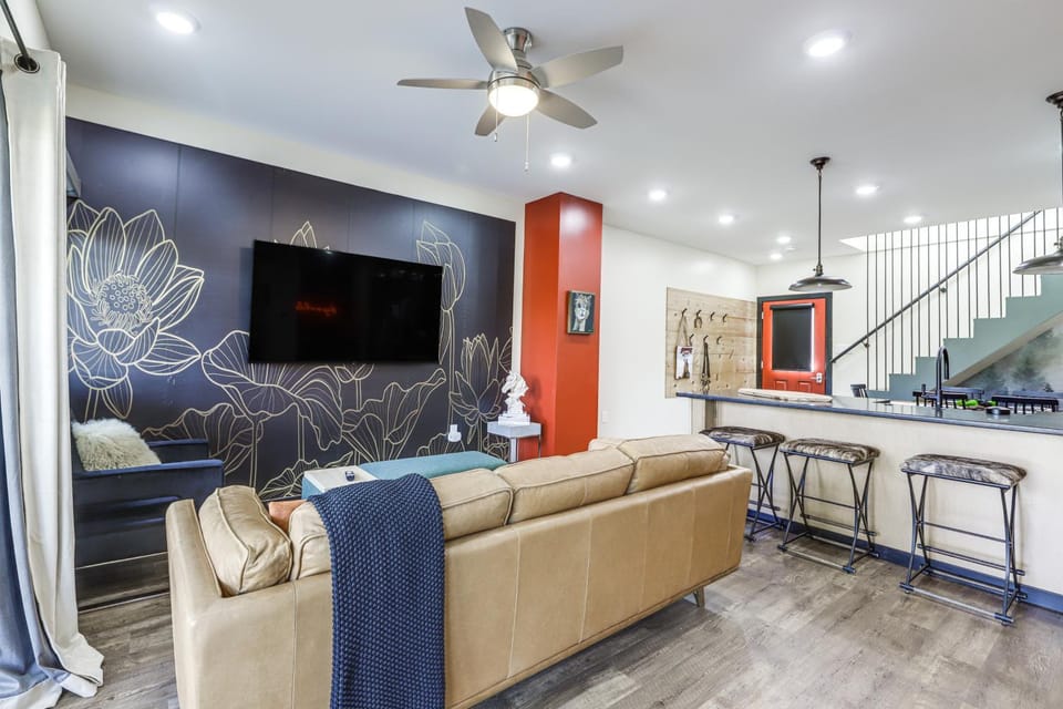 5 Mi to WEC: Pet-Friendly Home in Wilmington House in Ohio